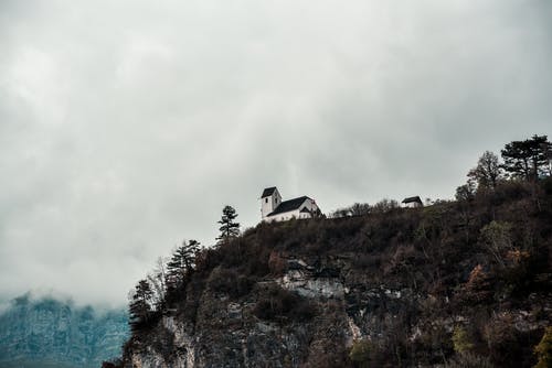 有关乾的, 从下面, 低角度的免费素材图片