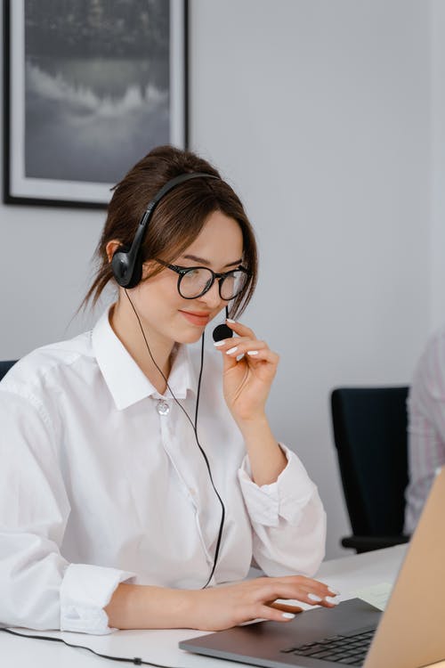 有关呼叫中心, 垂直拍摄, 女人的免费素材图片