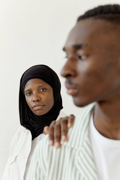 有关接触, 模糊, 穆斯林夫妇的免费素材图片