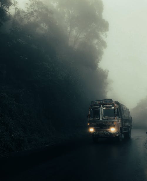 有关卡车, 天气, 户外的免费素材图片