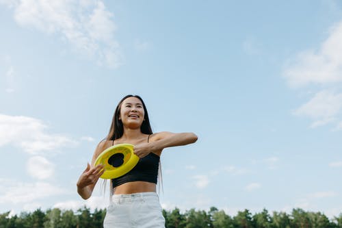 有关女人, 年轻, 爱玩的的免费素材图片