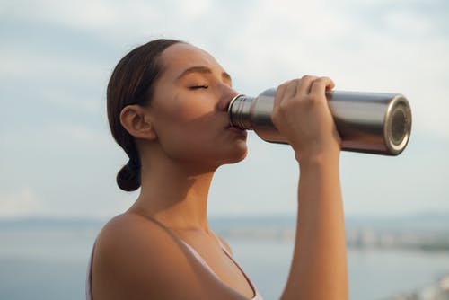 有关喝, 女人, 海的免费素材图片