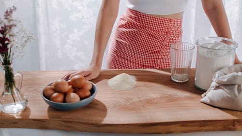 有关准备食物, 女人, 女性的免费素材图片