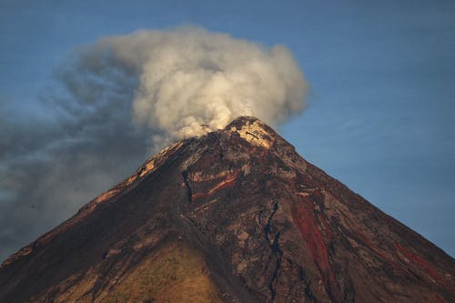 空气中的火山灰云 · 免费素材图片