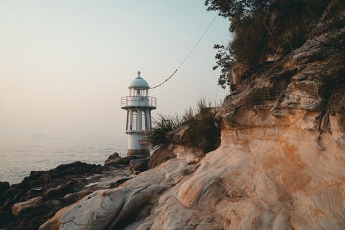 陆上建造的灯塔 · 免费素材图片