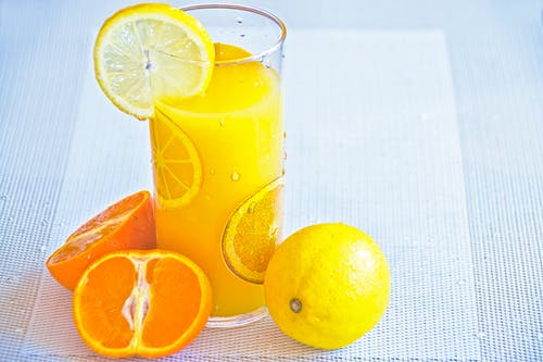 杯柠檬汁 · 免费素材图片
