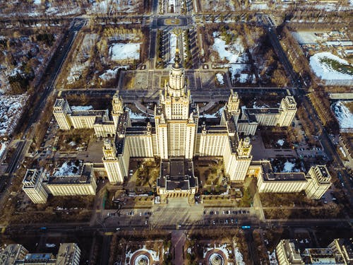 高层建筑的鸟瞰摄影 · 免费素材图片