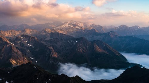 有关山峰, 景觀, 無人空拍機的免费素材图片