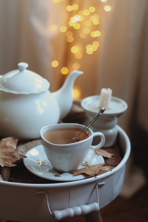 有关瓷茶壶, 秋天, 茶的免费素材图片