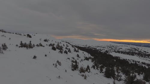 空中射击的雪山 · 免费素材视频