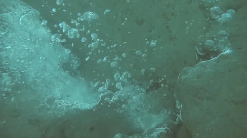 水下气泡 · 免费素材视频