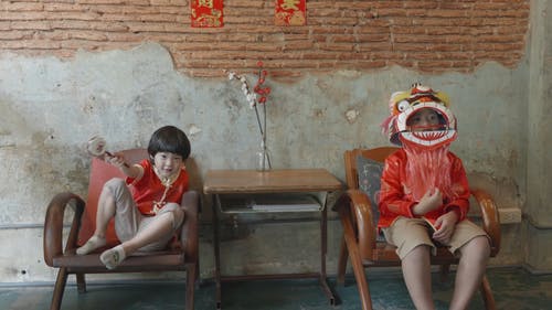 有关中国龙面具, 坐, 孩子的免费素材视频