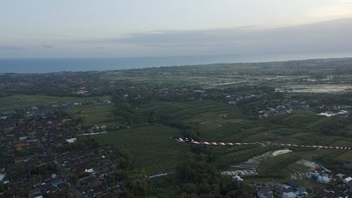 有关城镇, 多风, 天空的免费素材视频