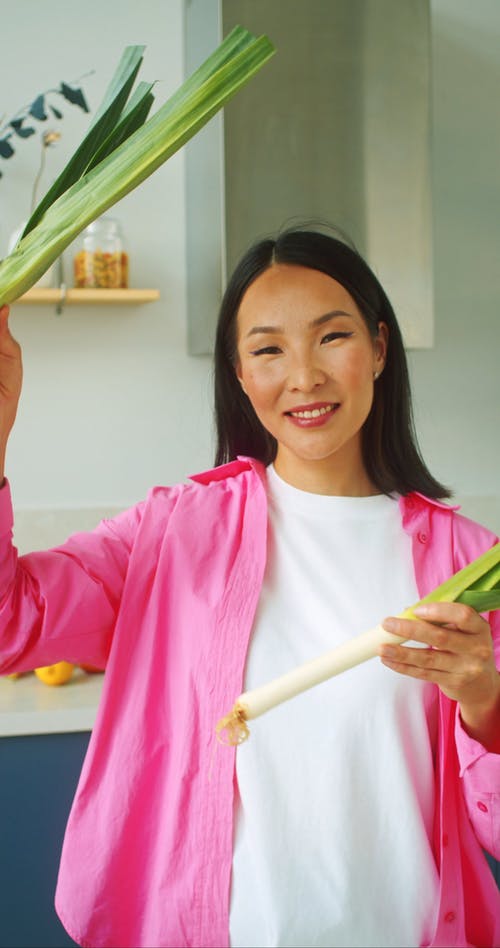 有关健康食品, 垂直视频, 握住的免费素材视频