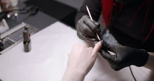 有关主, 乳胶手套, 修剪指甲的免费素材视频