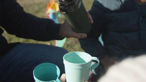 有关倾注, 天性, 手的免费素材视频