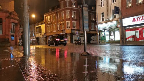 有关下雨, 下雨的夜晚, 乔治·莫里纳的免费素材视频