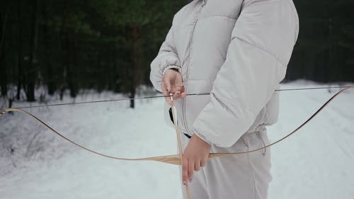 有关冬季, 女人, 射手的免费素材视频