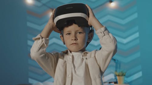 有关rea??ovirtuell, VR, 儿童的免费素材视频