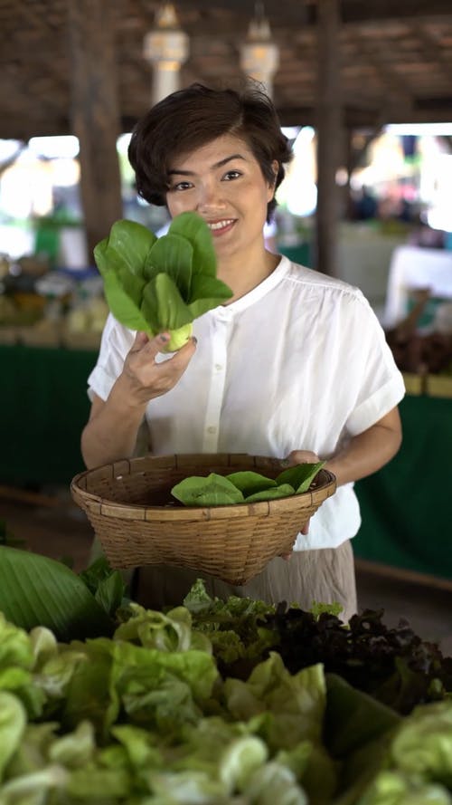 有关人, 垂直视频, 女人的免费素材视频