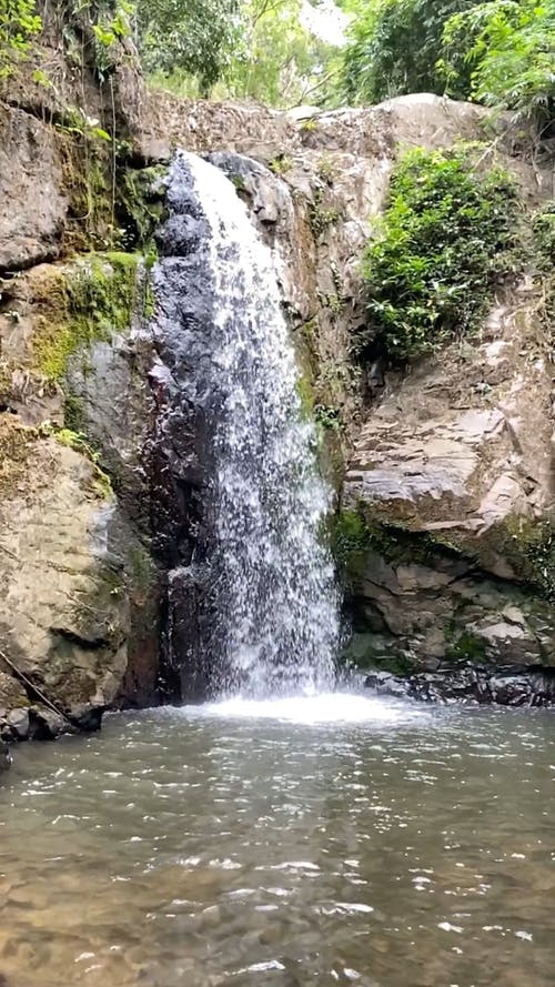 有关垂直视频, 岩层, 水的免费素材视频