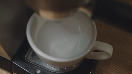 有关一杯咖啡, 咖啡, 咖啡店的免费素材视频