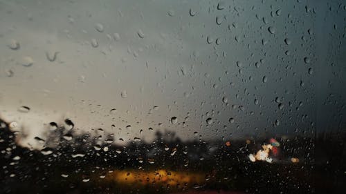 有关下雨, 晚上的时间, 暴风雨的免费素材视频