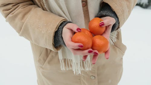 有关下雪, 冬季, 手的免费素材视频