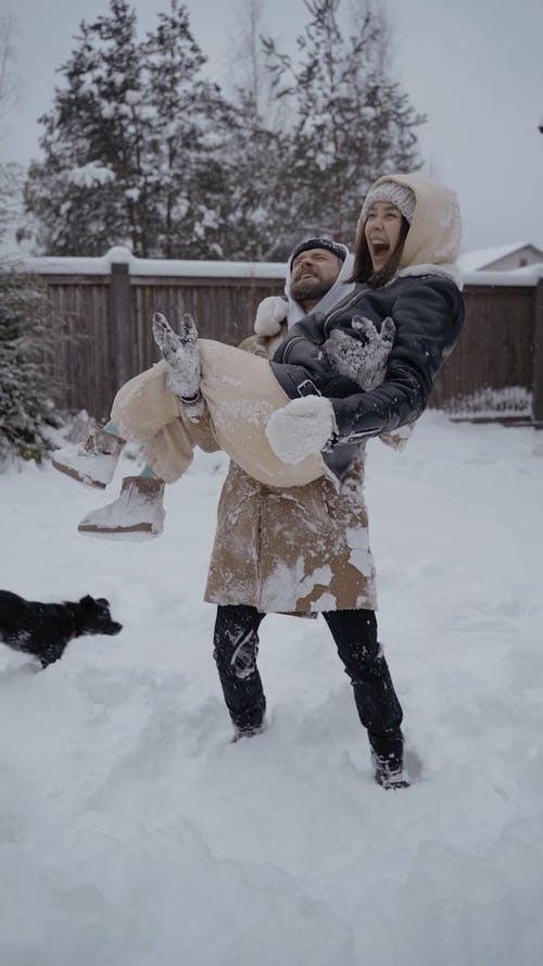 有关一对, 下雪, 人的免费素材视频