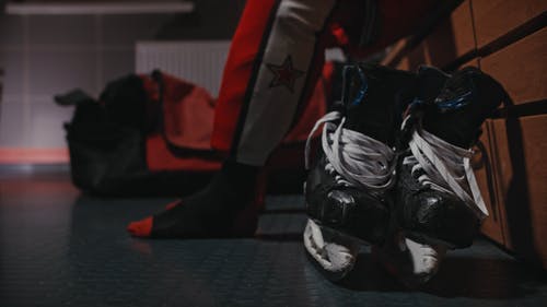 有关冰球鞋, 尺, 漆黑的免费素材视频