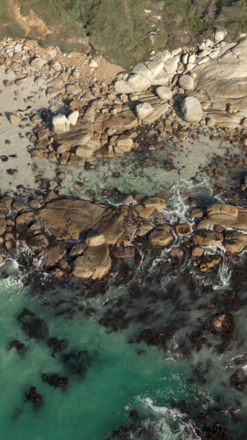 有关垂直视频, 岩石, 岩石海岸的免费素材视频